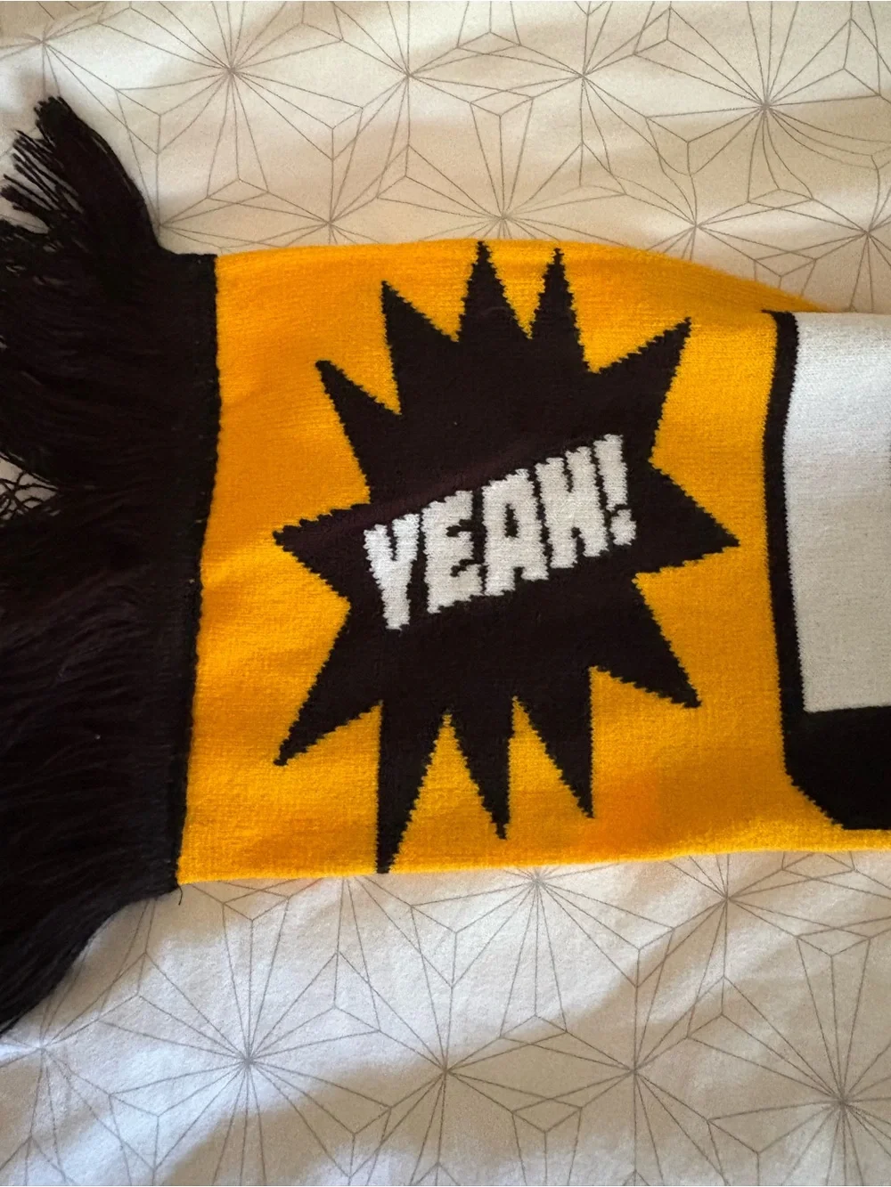 Penguins Hockey ‘Let's Go Pens' Black & Gold Fan Scarf